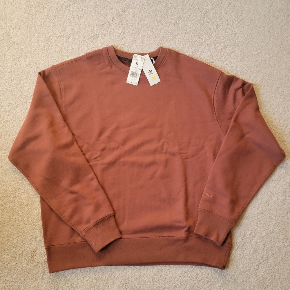 Pharrell Williams Basics Crew